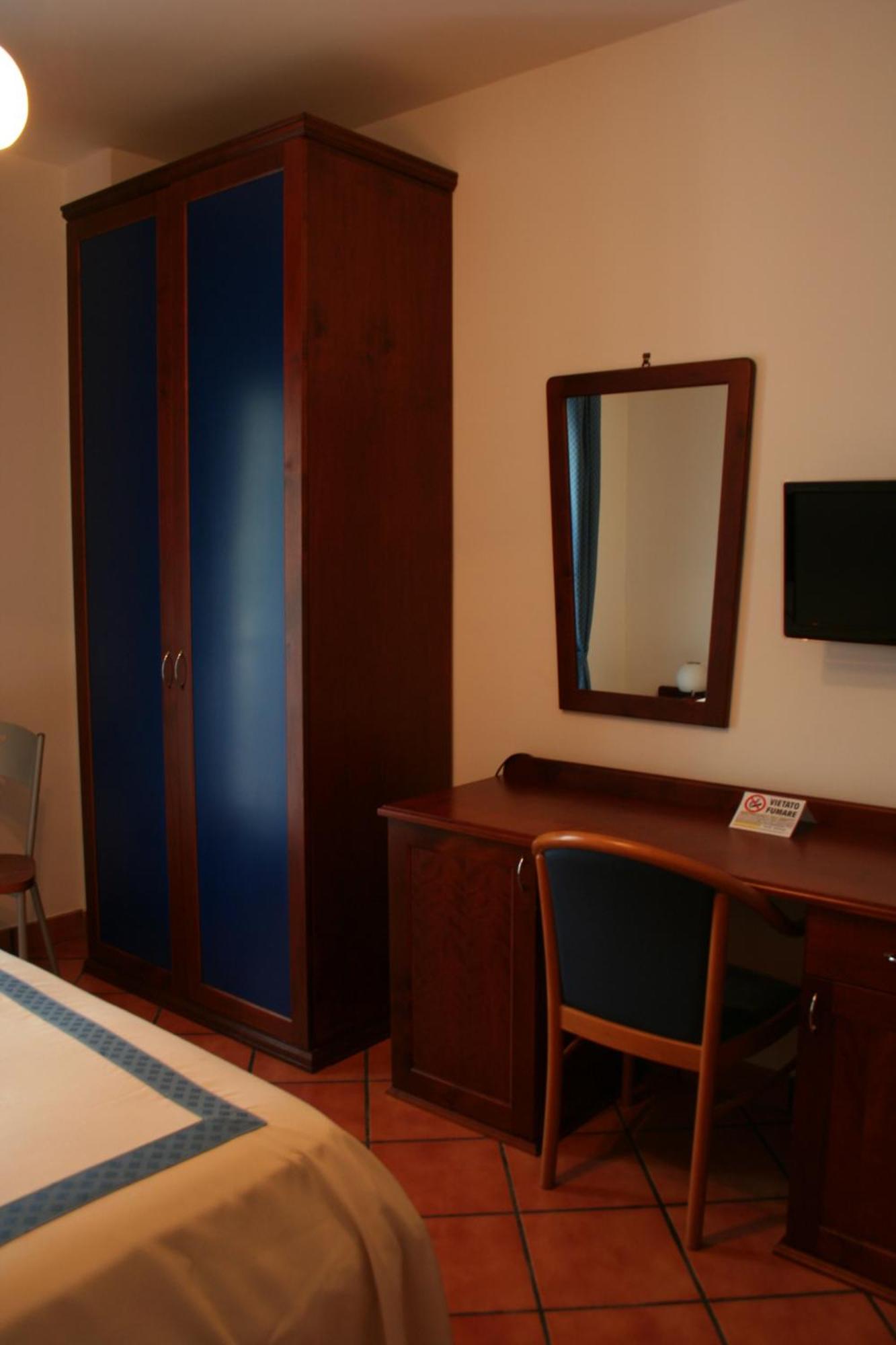 Hotel Locanda Dei Trecento Sapri Luaran gambar